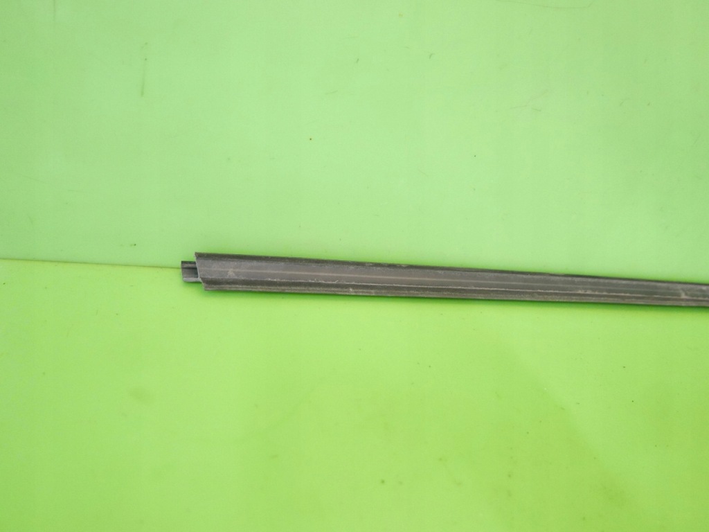 фото №7, Молдинг ущільнювач ліва перед opel agila b ii 07-14