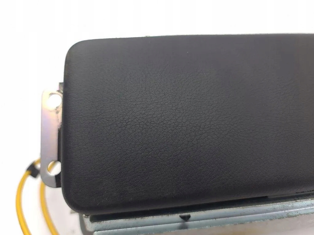 Подушка подушка безпеки пасажира maserati quattroporte v 30352626a 4.3l бензиновий Ціна