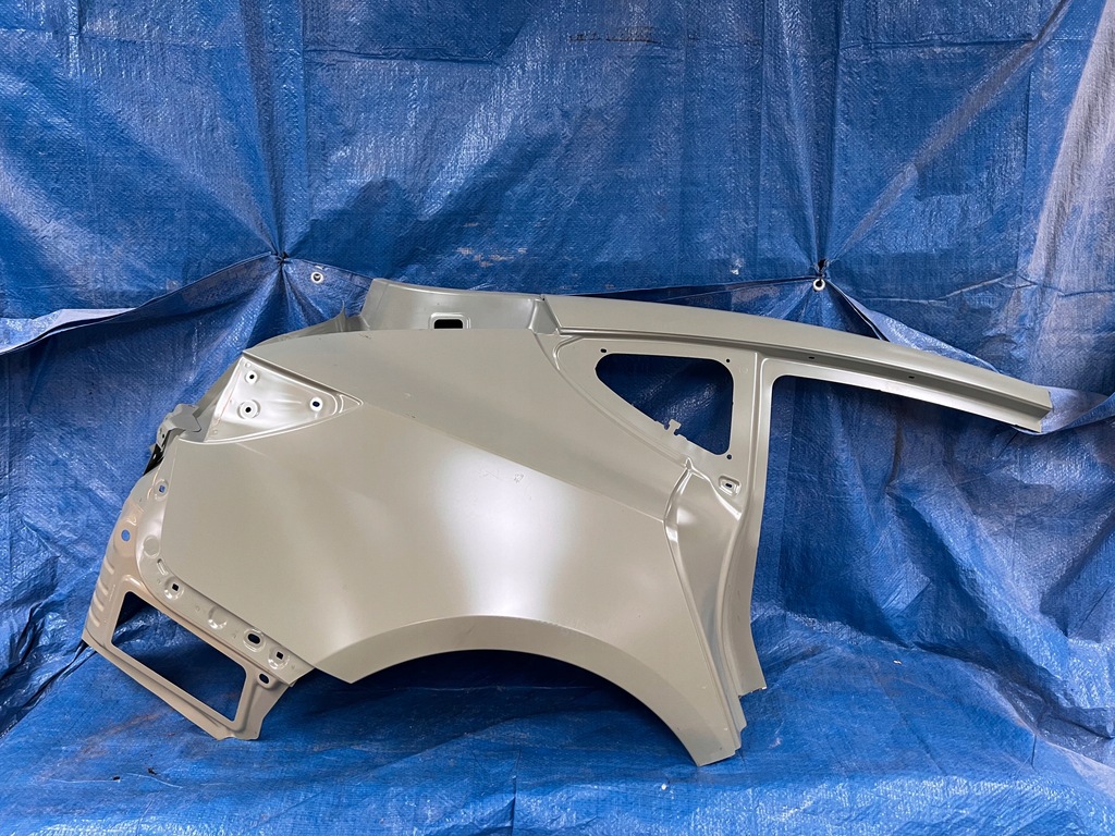 фото №1, Tesla model 3 iii правый задний крыло