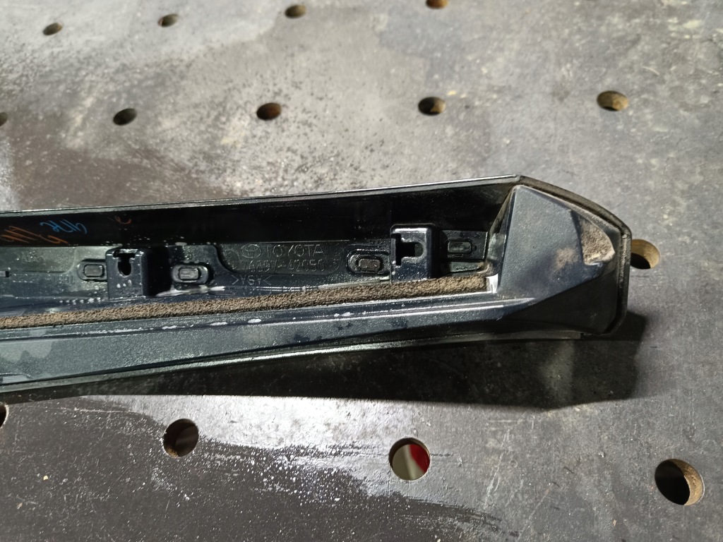 Toyota rav4 v - молдинг накладка крышки задний Доставка