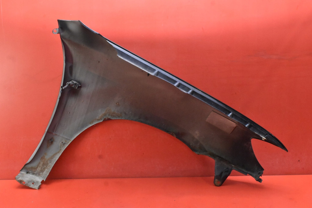 Крыло левый перед передний чёрный mitsubishi outlander 1 i 01-08 в Украине