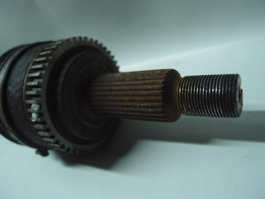 фото №3, Приводной вал левая hyundai ix35 2.0 rdi 11r