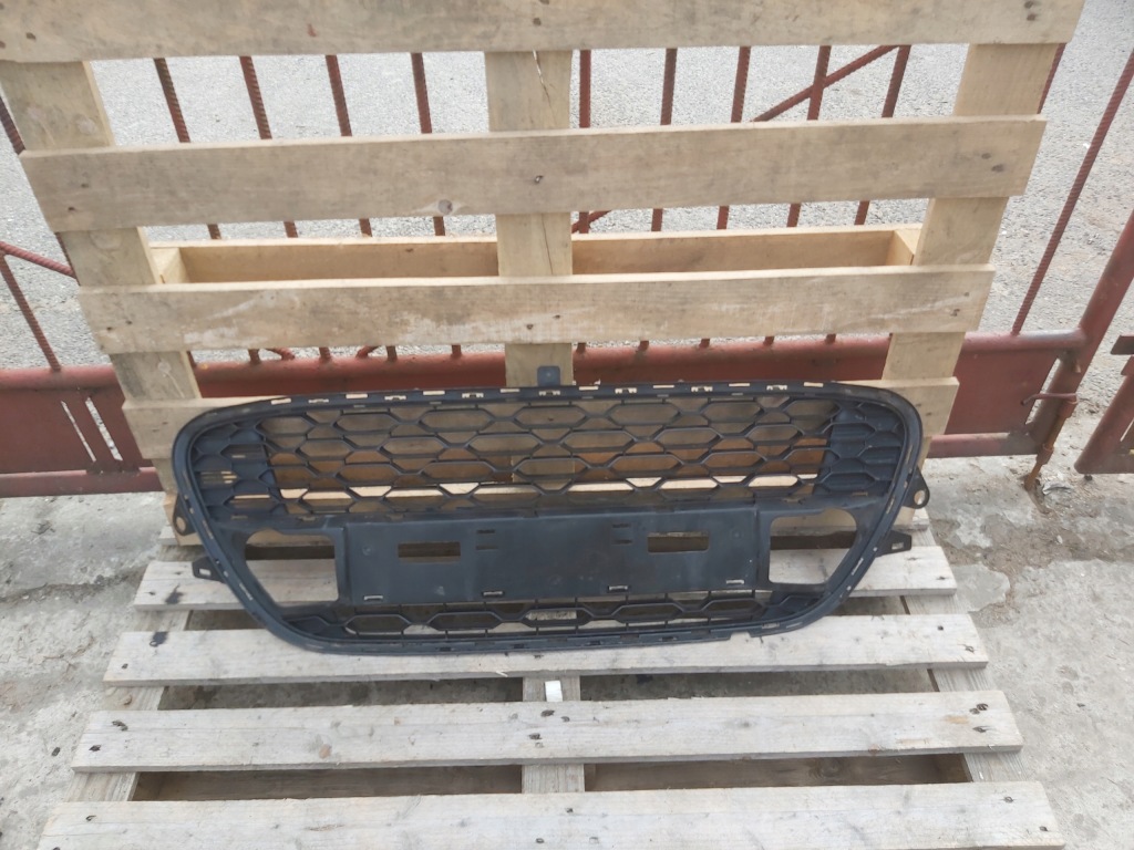 фото №1, Citroen c3 ii решётка решётка радиатора бампера 9685359677