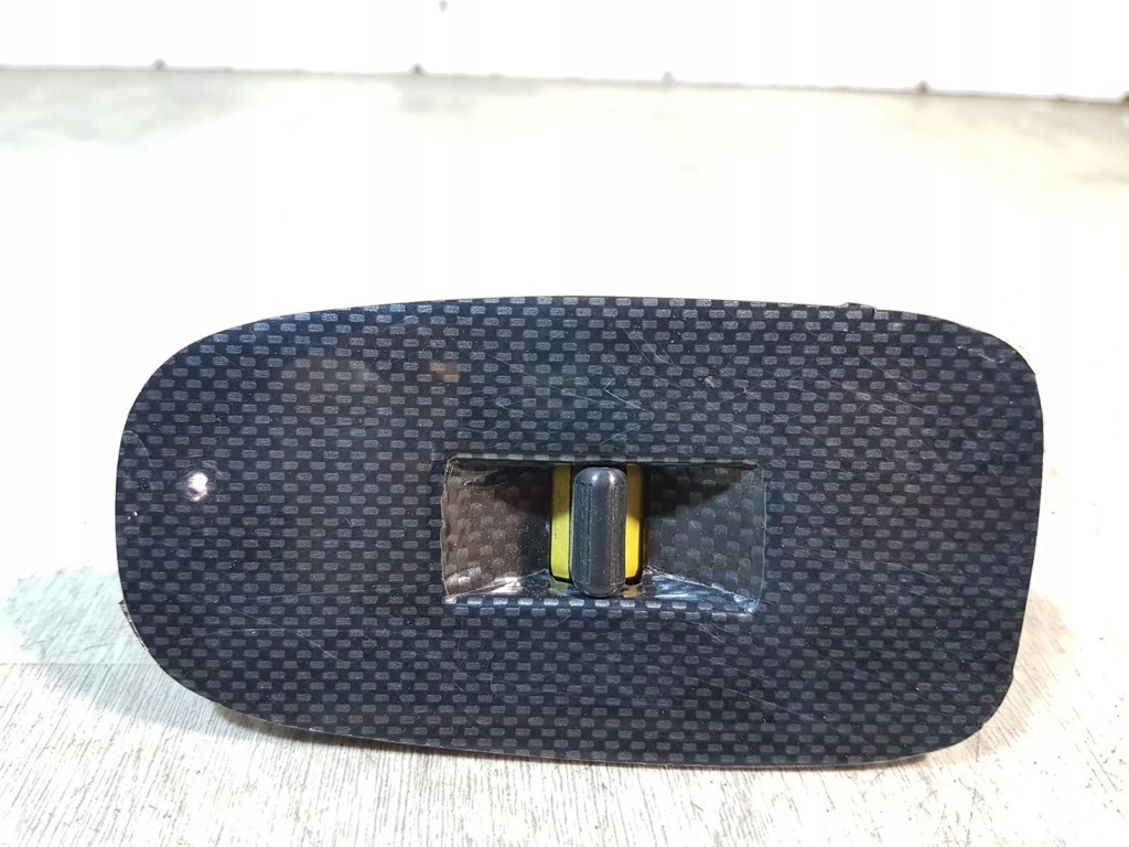 фото №1, Переключатель стекло правый перед toyota previa estima