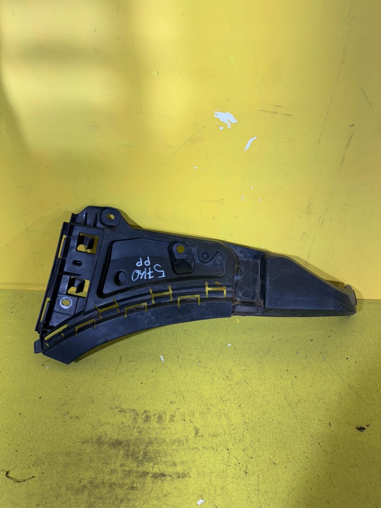 фото №1, Volvo xc90 - направляющая бампера правый перед