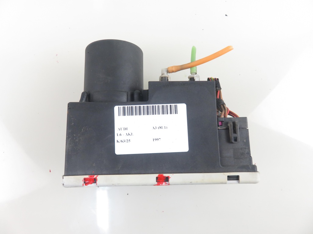 фото №11, Помпа замка центрального audi a3 8l1 8l0862257e