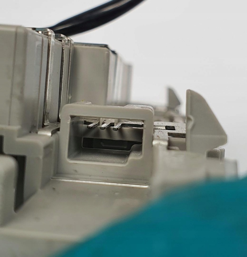 фото №4, Лампа освітлення салону renault koleos i