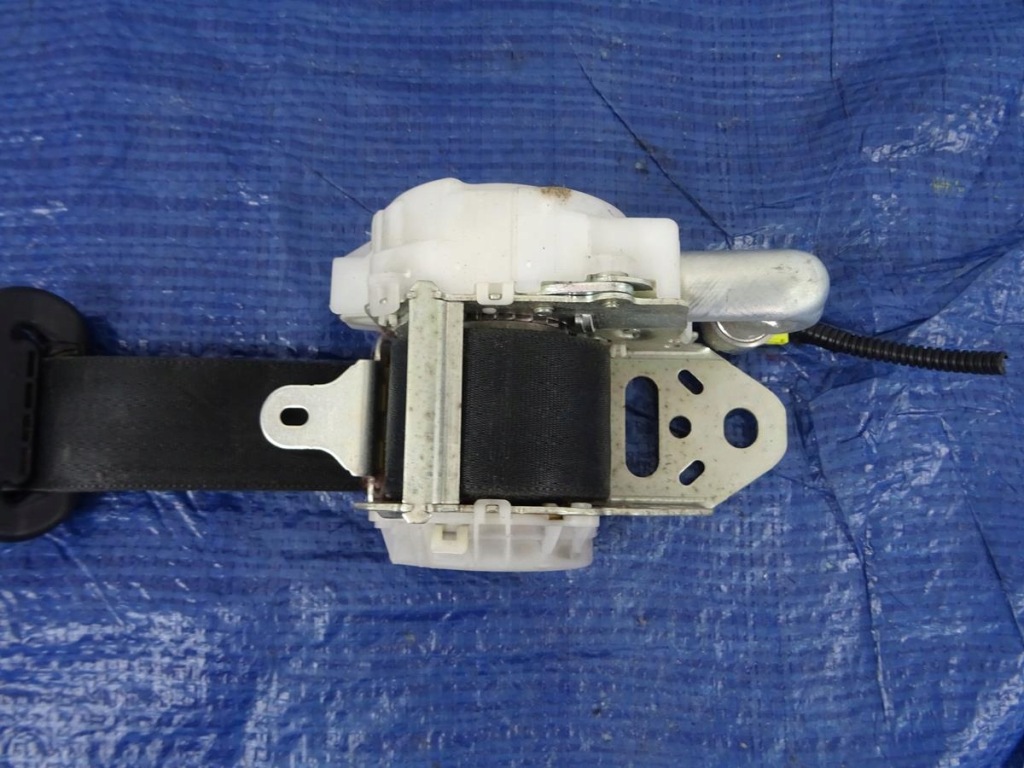 фото №2, Pas правый перед toyota iq безопасности