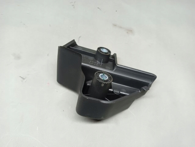 фото №5, Кронштейн кронштейн багажника левый задняя audi a1 8x