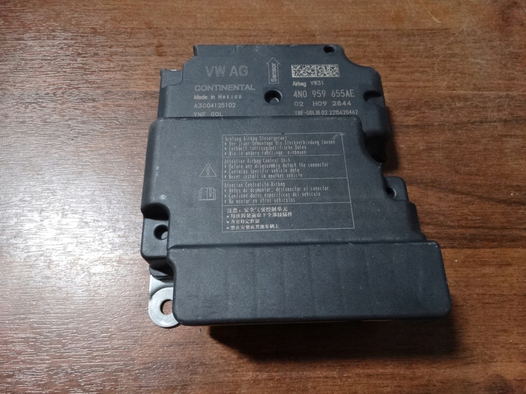 фото №1, Idealny датчик подушка безопасности audi a6 a7 c8 a8 1