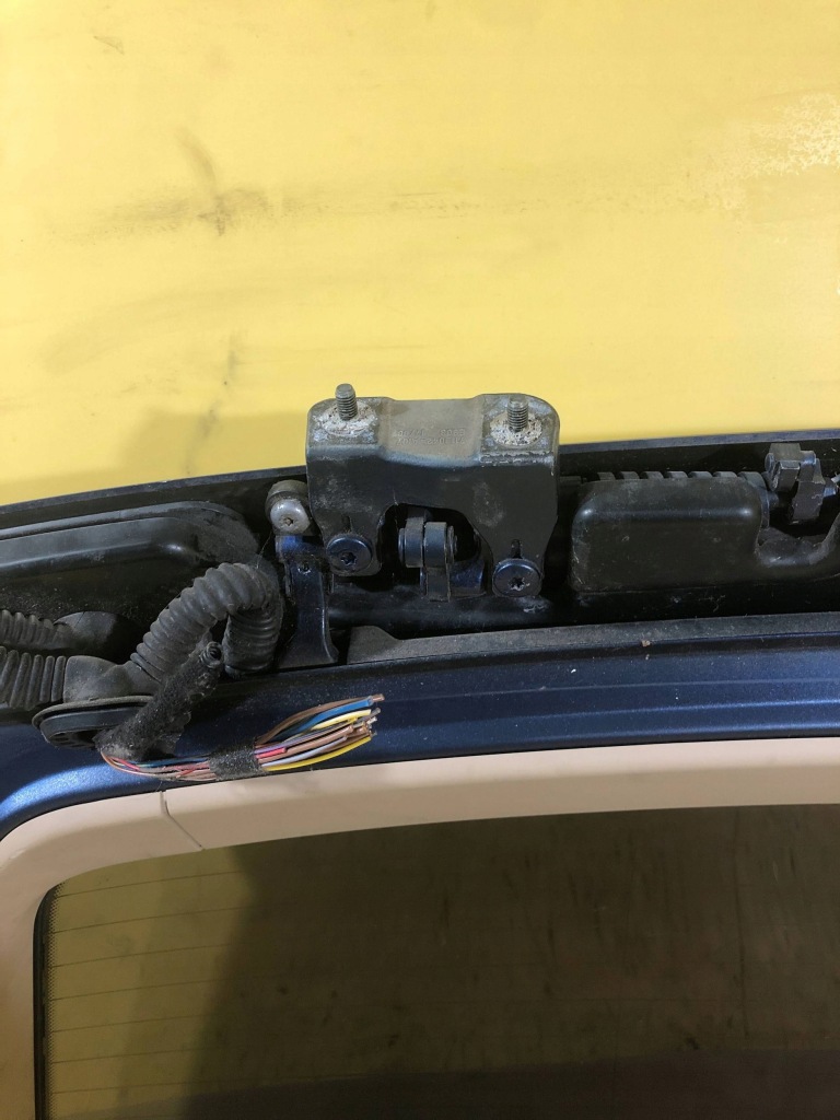 фото №7, Bmw 3 e91 2006 задняя крышка багажника багажника