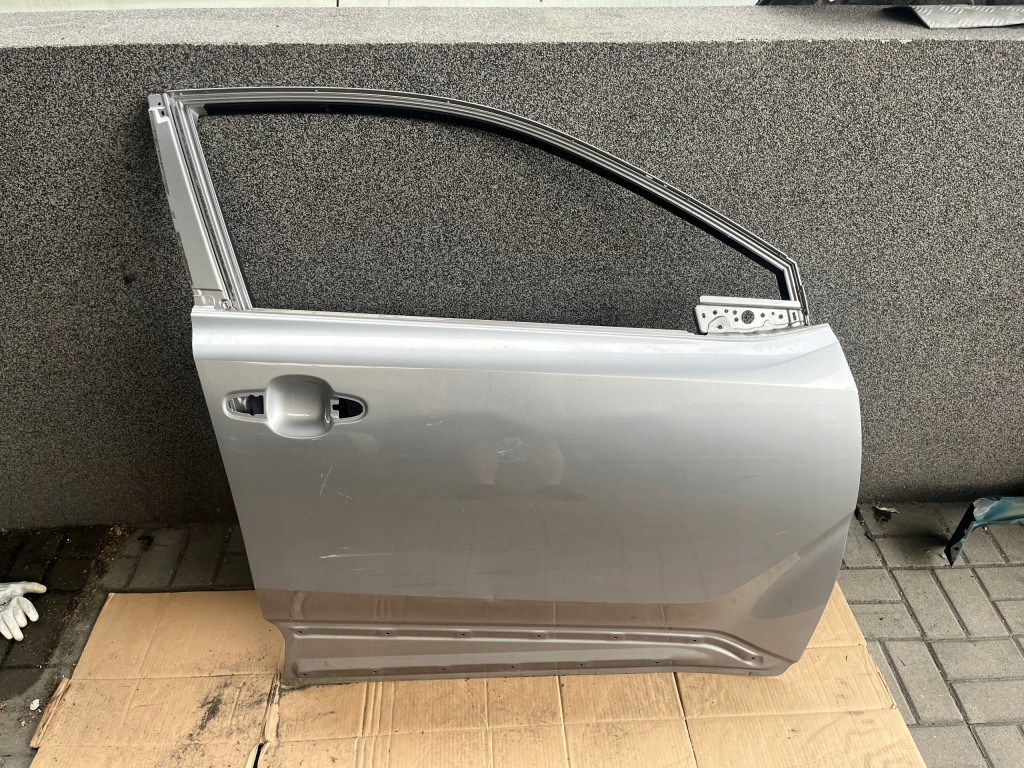 фото №1, Дверь левая передние левый перед toyota chr c hr x1 2016-2023r