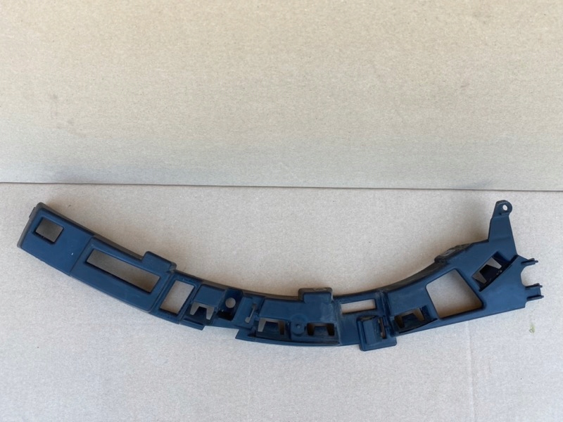 фото №2, Peugeot rifter berlingo iv направляющая бампер правый задняя