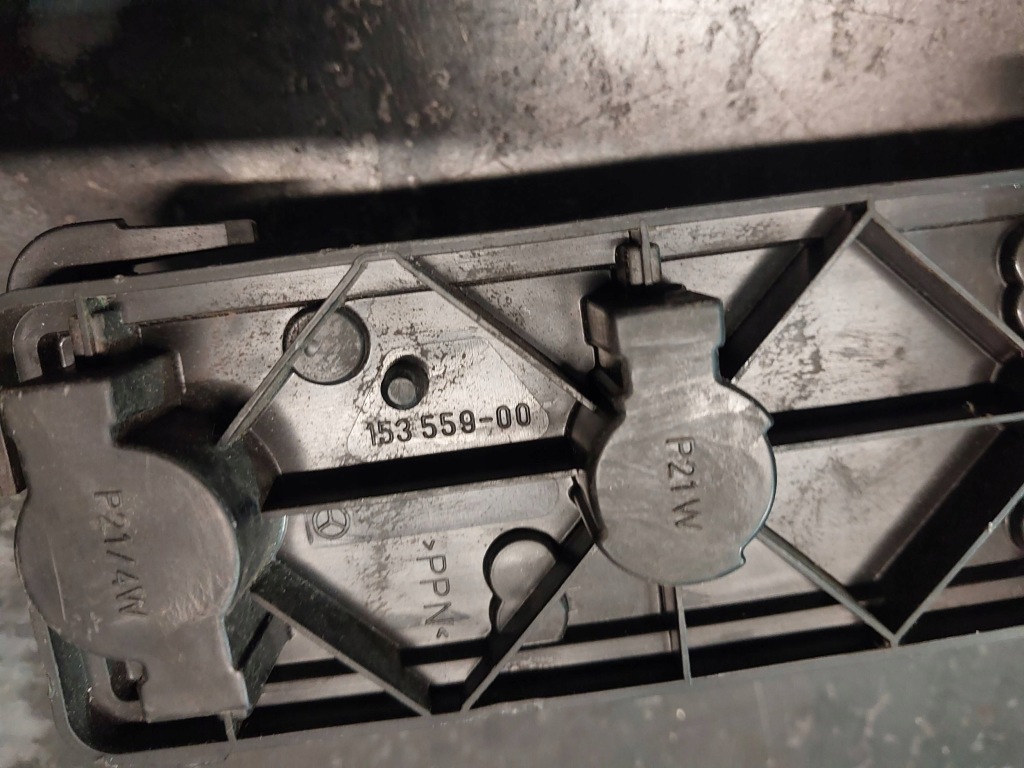 Вкладыш лампы задний левый mercedes-benz c w203 универсал 15355800 Недорого