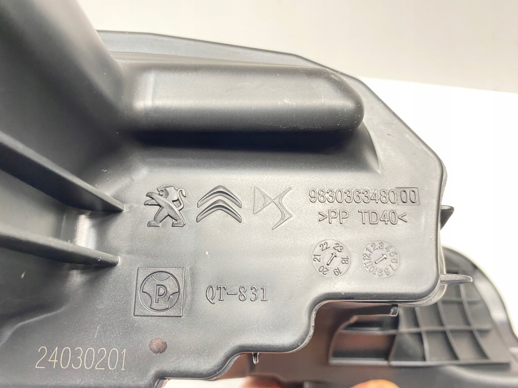 Резонатор впуск руль воздуха peugeot 508 2 citroen ds4 2 ds-4 с Разборки