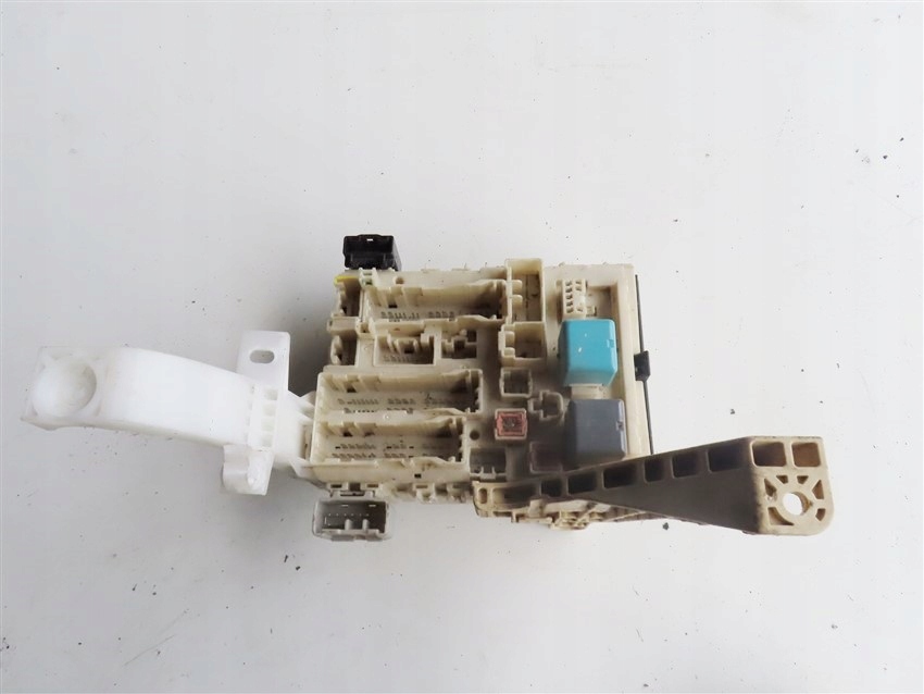 Купити Корпус запобіжників toyota yaris 2 2006-2011 рік 5g25-1707