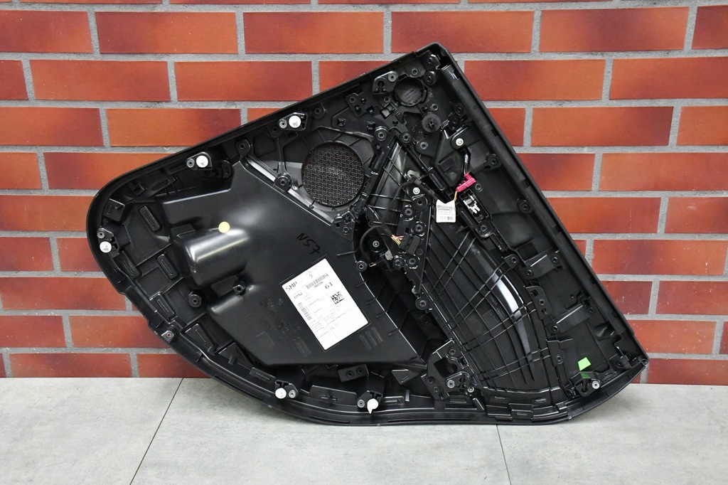 фото №7, Оббивка двері лівий задня обшивка двері bmw x1 u11 czarna