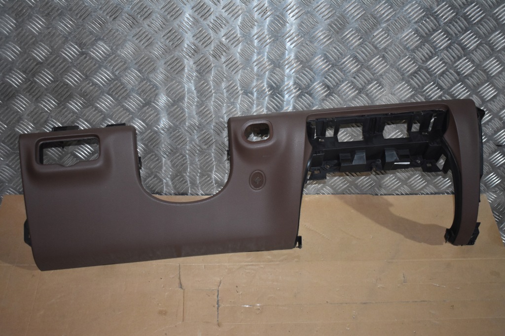 фото №1, Idealna захист консолі полиця ліва mercedes w167 1