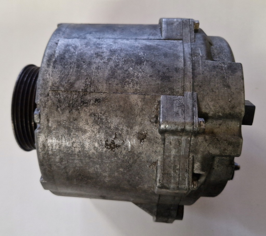 фото №1, Генератор audi s4 b6 b7 4.2 bbk 079903021e