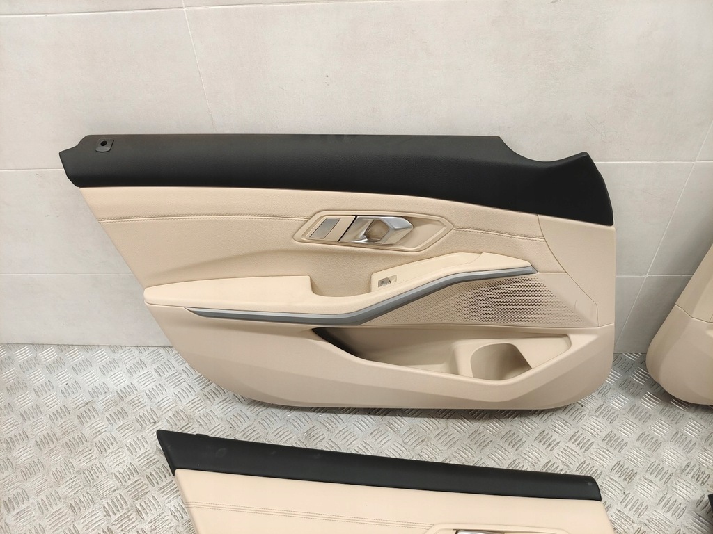 фото №4, Bmw g20 обшивки оббивка двері uk