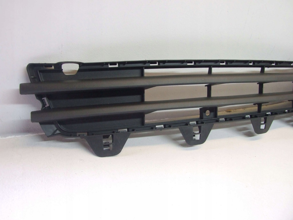 фото №2, Решётка решётка радиатора средняя opel meriva a 13184267