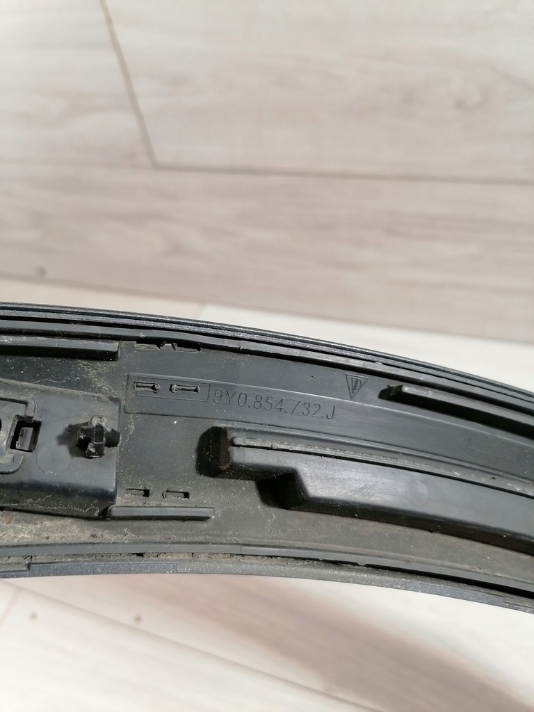 фото №11, Cayenne iii молдинг крила правий задня 9y0854732j