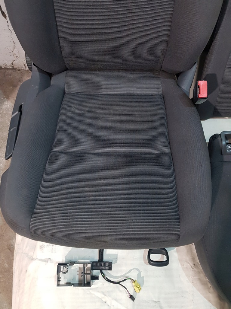 фото №8, Сидіння заднє сидіння комплект vw golf v eur hb 5d