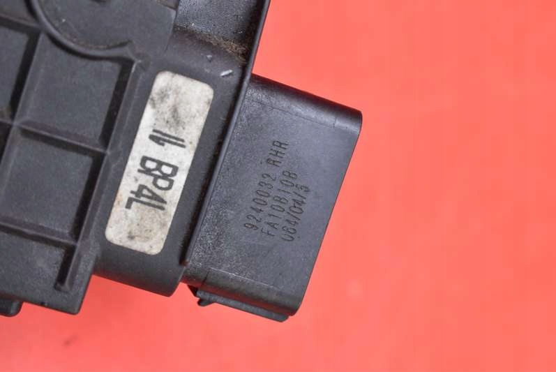 фото №7, Замок двері правий перед передній eu mazda 3 1 i bk 04r