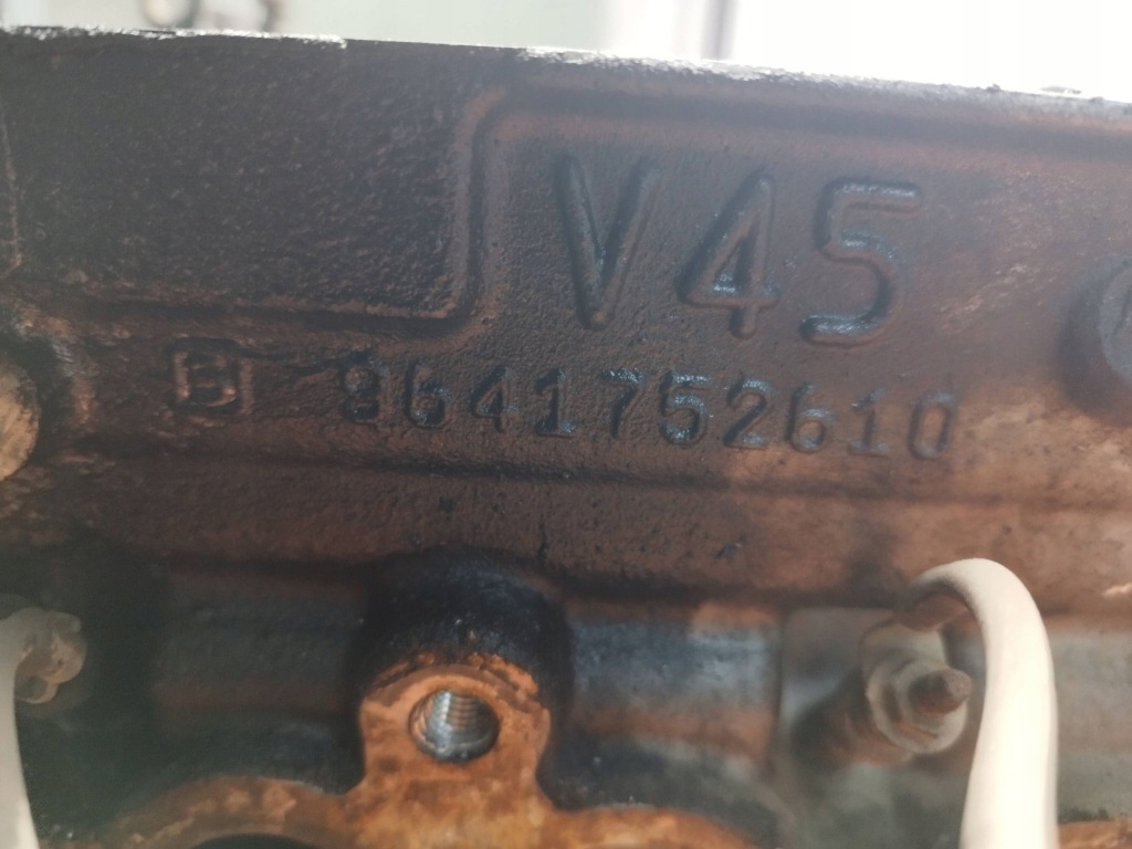фото №5, Головка двигателя ford volvo citroen peugeot 2.0hdi 9641752610 v45