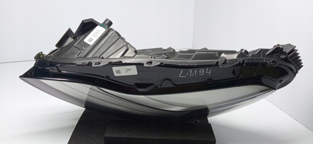 Tesla model 3 3 17- фара ліва перед передня full led 1077375-00-c в Україні