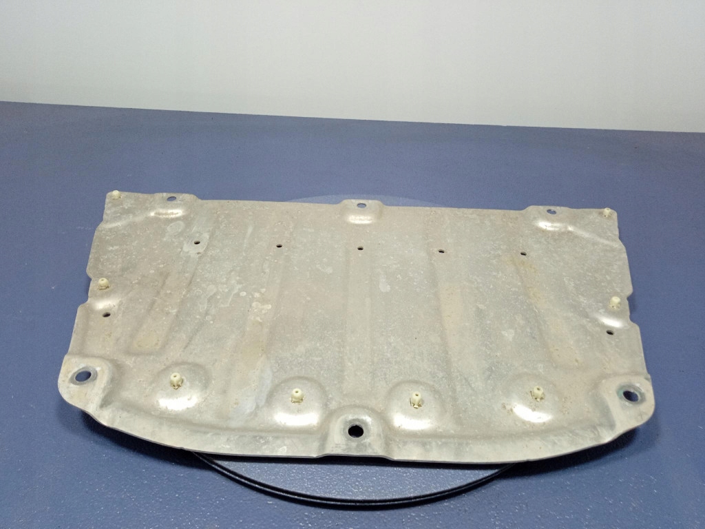 фото №1, Bmw ix3 g08 плита нижняя защита двигателя 6888088