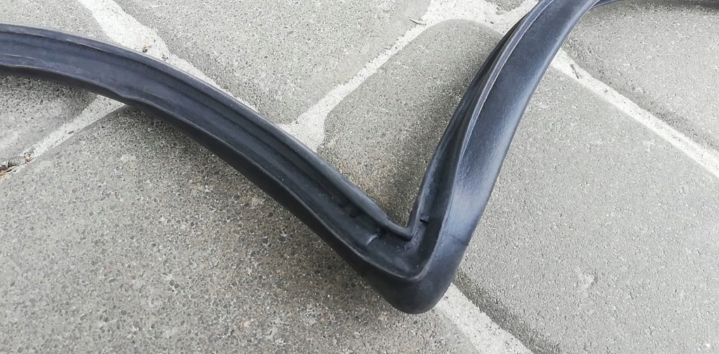 фото №7, Mazda mx-6 88-92 прокладка двері правий перед