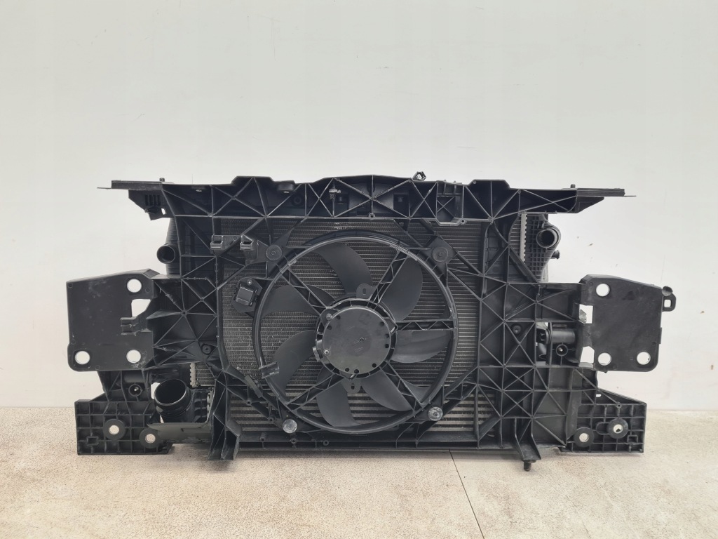 Renault megane 3 рестайлинг  1.6 dci ремень передний радиатор Доставка