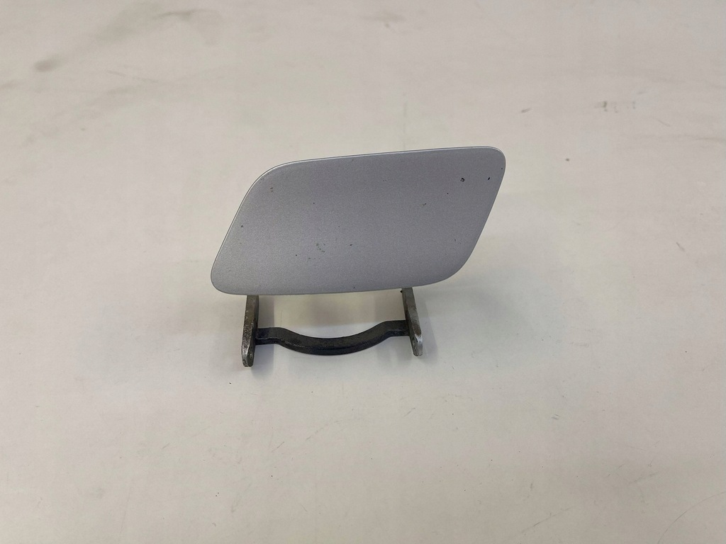 фото №1, Audi q5 sq5 заглушка фаркоп перед