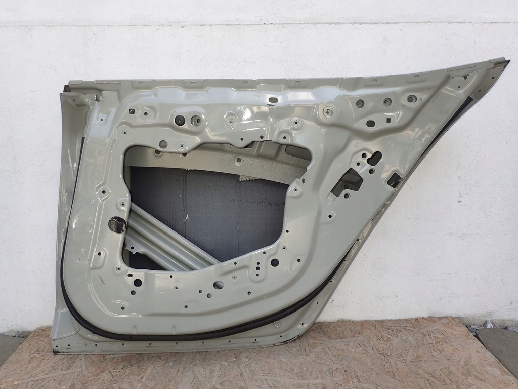 фото №11, Дверь правое задние задняя bmw 8 viii g16 gran coupe m8