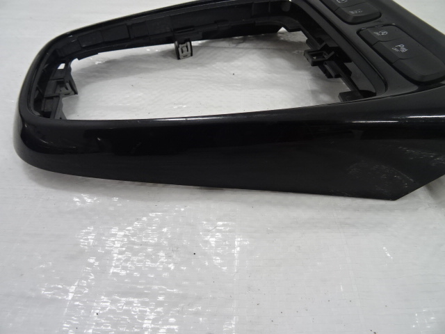 фото №6, Opel crossland x рамка защита туннель среднего 13463511