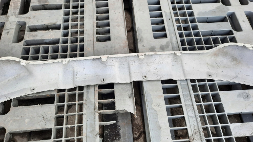 фото №8, Накладка бампера перед volvo xc60 30763412