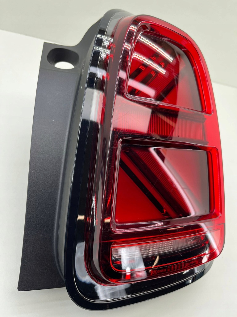 Mini f60 lci countryman правий фара задній led 8492476 Доставка