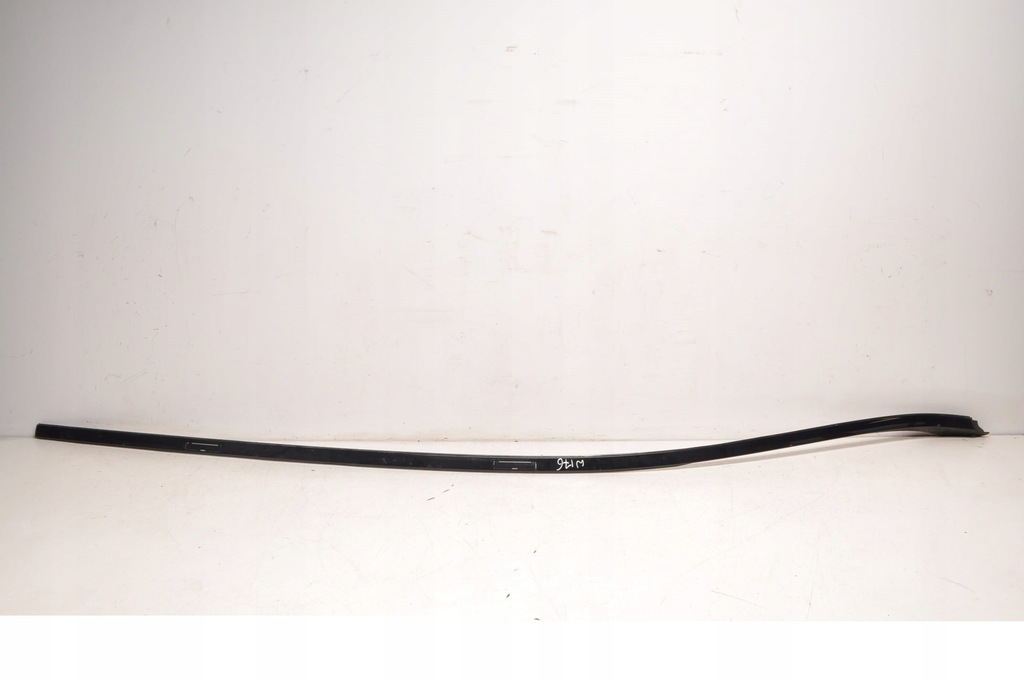 фото №1, Mercedes w176 молдинг дах дахова ліва