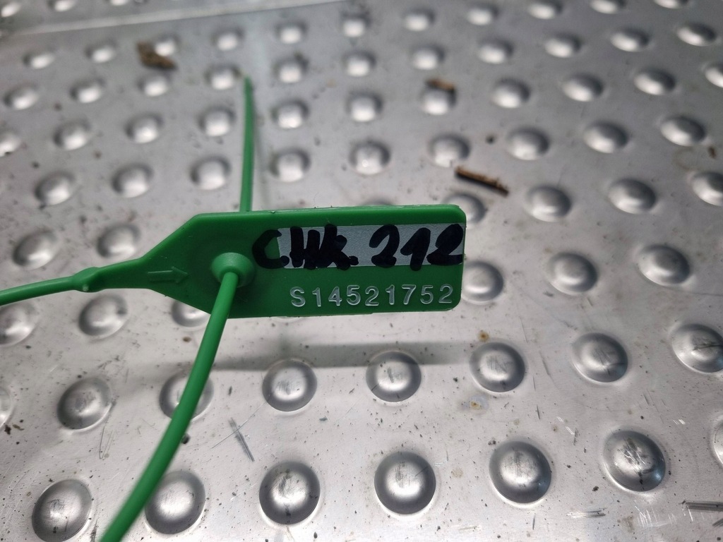 фото №9, Радіатор вихлопних газів egr 038131513ad golf v leon ii touran i octavia ii 1.9tdi