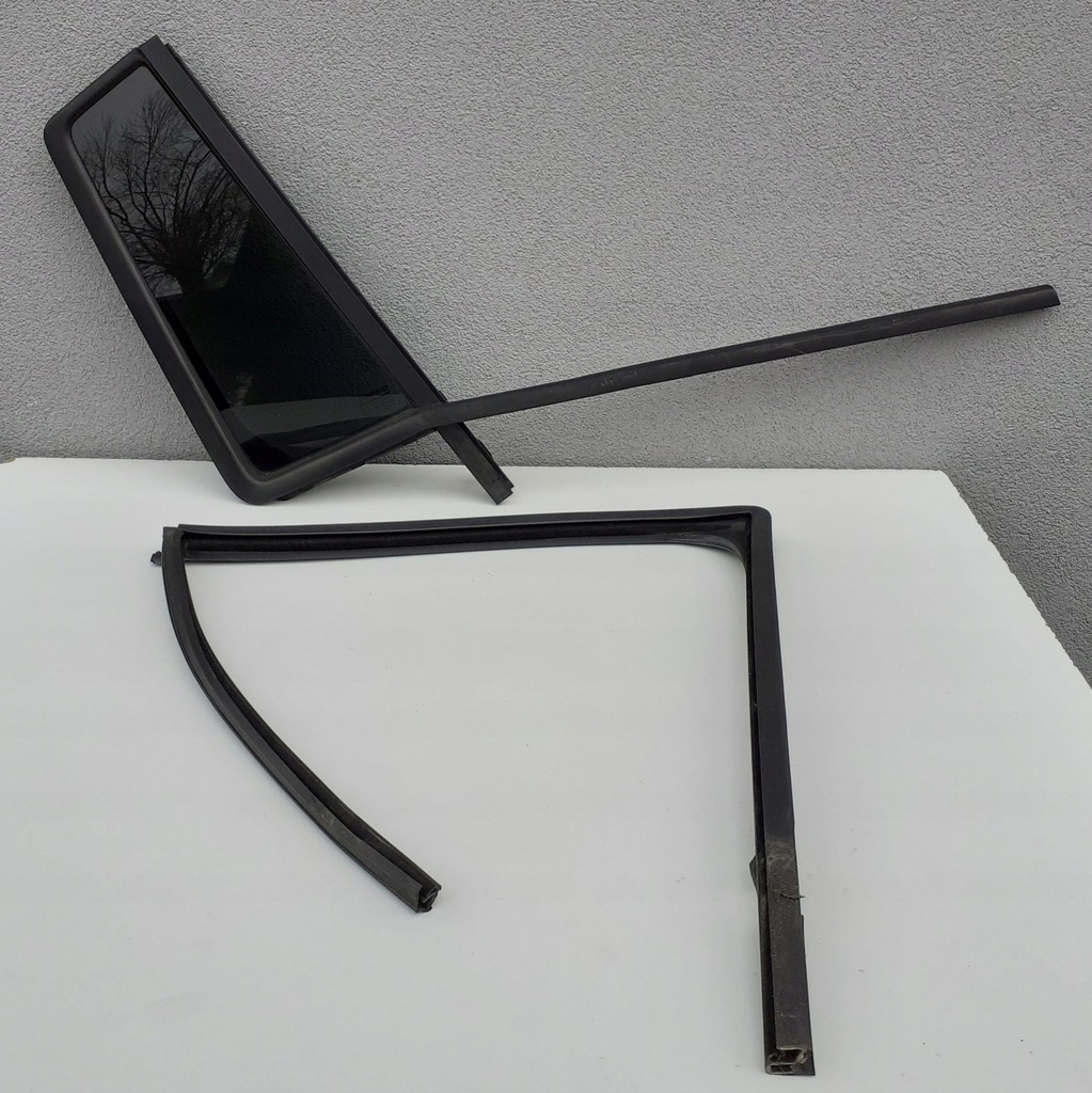 фото №1, Скло двері правий задня renault grand modus lift