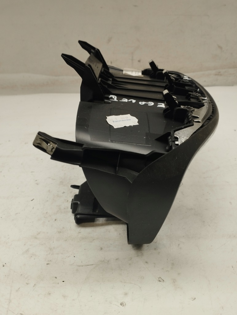 фото №9, Renault megane iv 4 рамка спидометра 682647342r