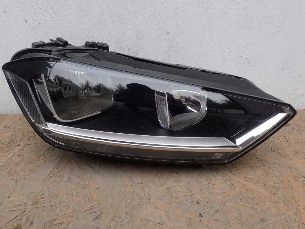 фото №1, Лампа правая фара правый vw golf sportsvan 510