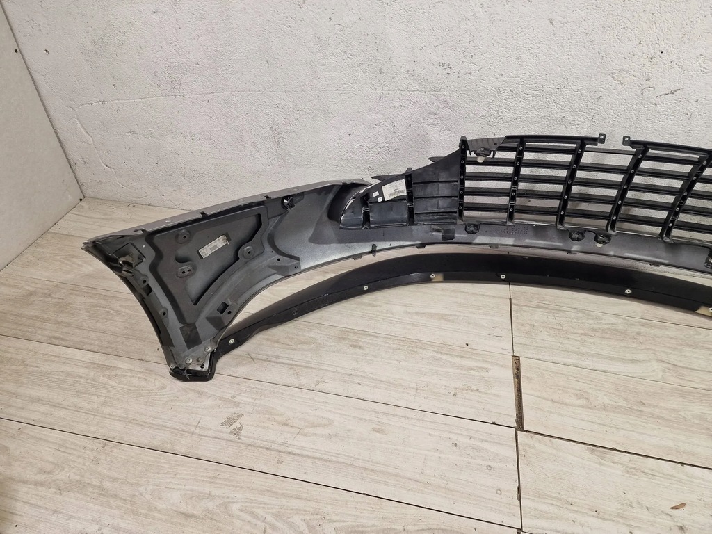 фото №13, Aston martin db11 16r- бампер перед передний