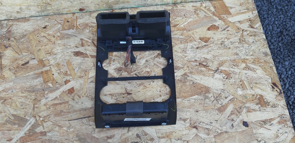 фото №5, Рамка радио dodge charger 2007r