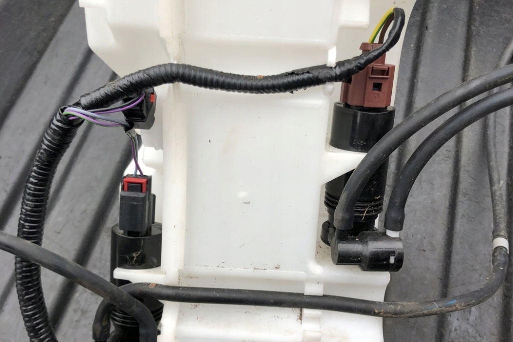 фото №9, Бачок омывателя land rover discovery v l462 hy3217b613ac 3.0l