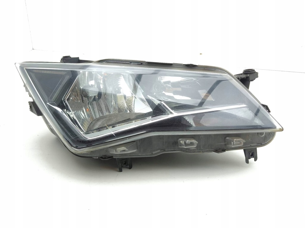 Купить Seat ateca 2016 фара 90094488