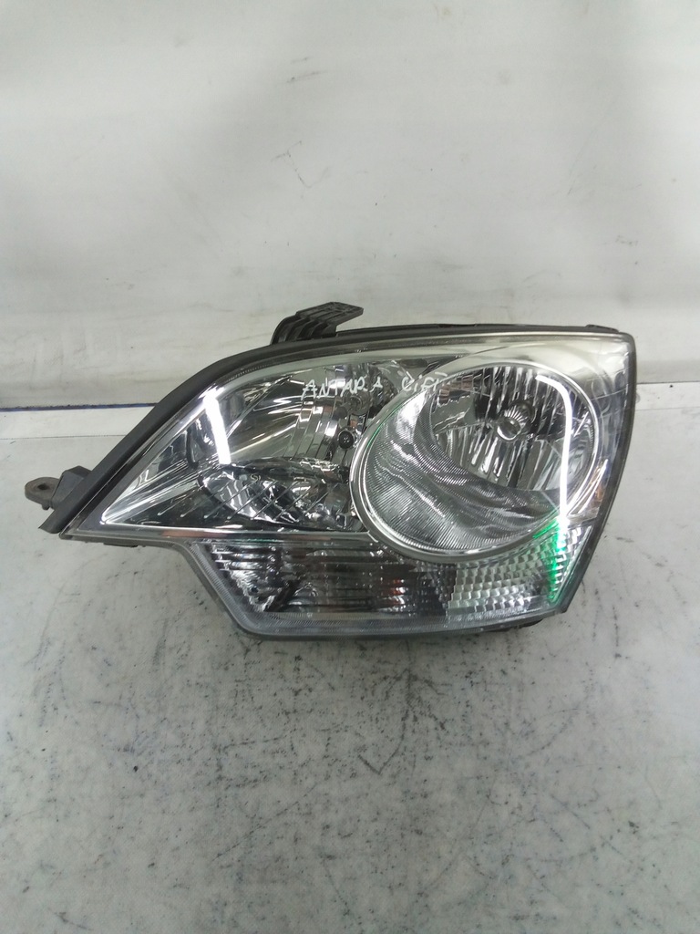 фото №1, E35 лампа левый перед opel antara lift uk