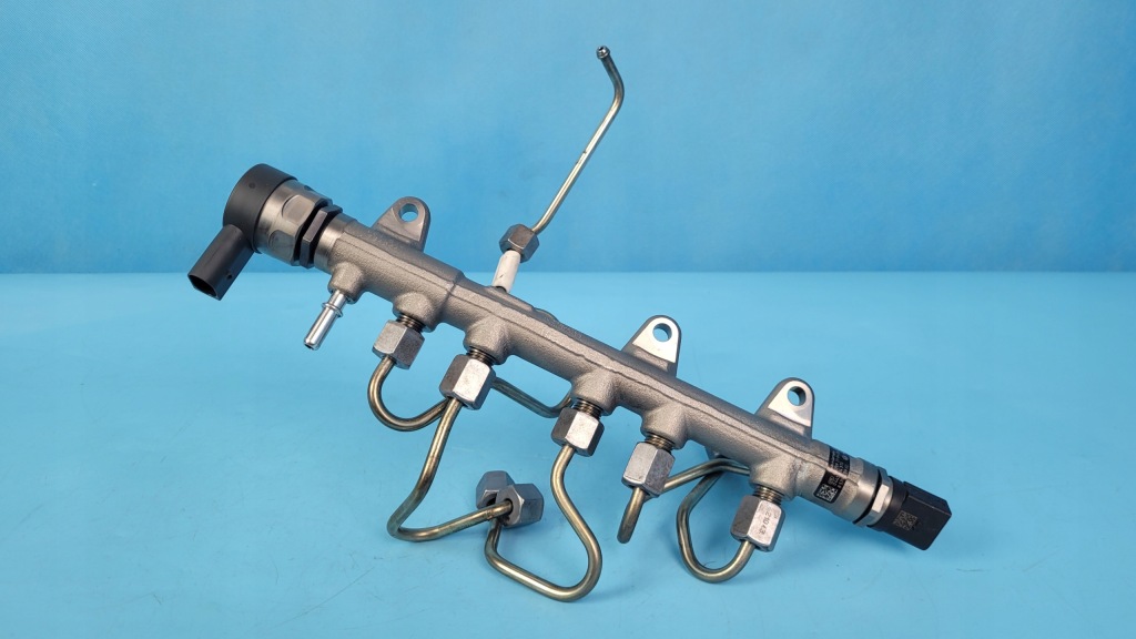 фото №12, Bmw 2' f44 218d gran coupe 21r молдинг впрыскная 8579239