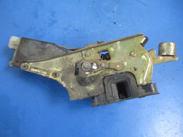 фото №4, Opel corsa b замок дверь задняя правый+ привод